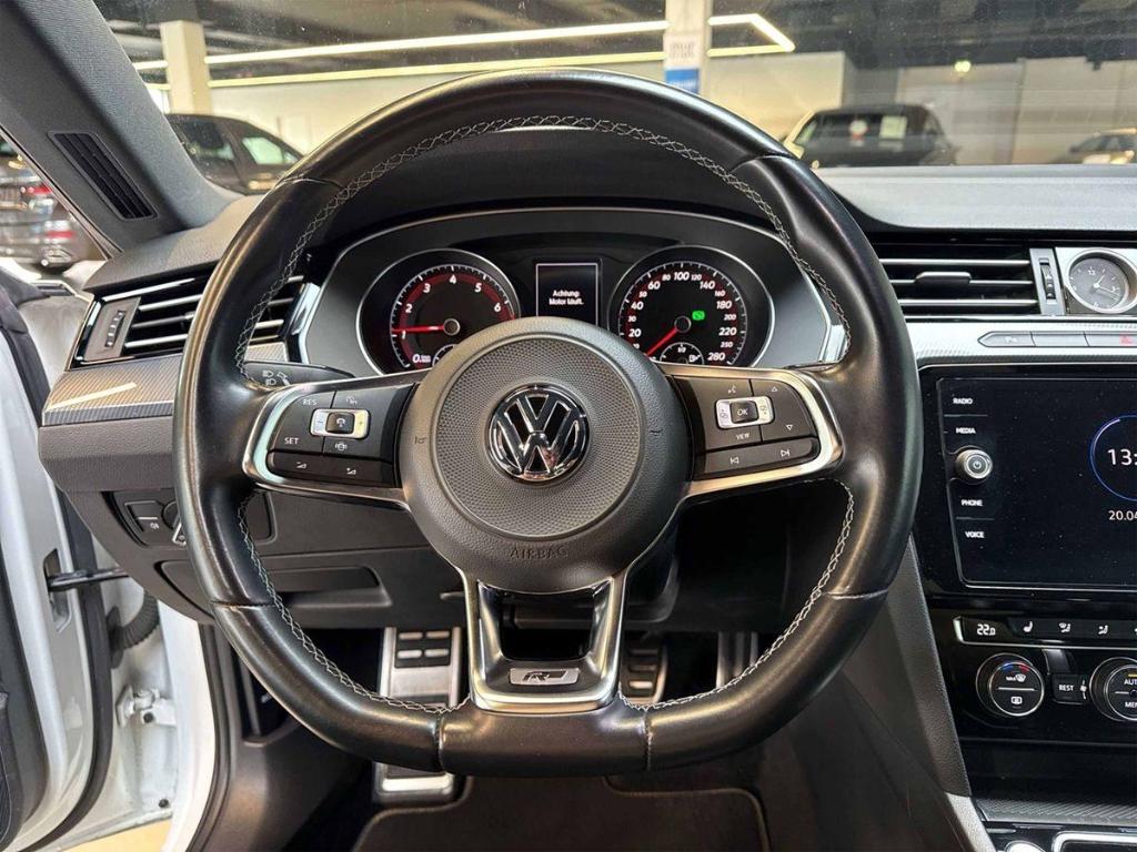 Volkswagen Arteon 2.0 TSI R-Line Leder DigCockpit Massage