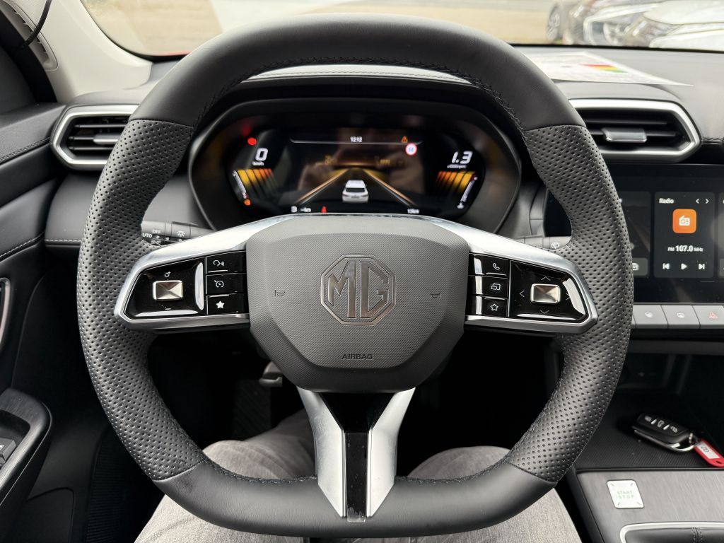 MG ZS