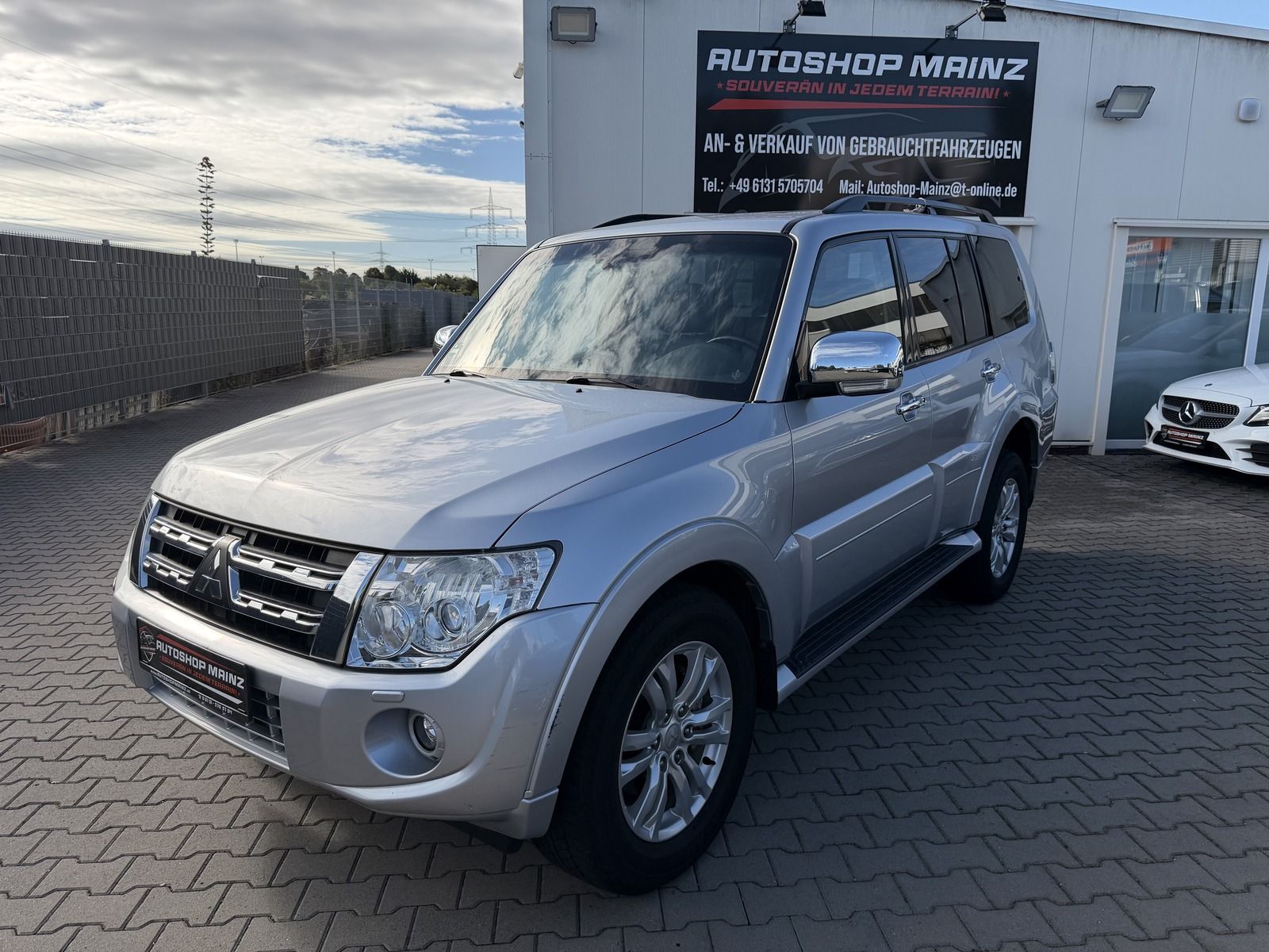 Mitsubishi Pajero 3.2 DI-D Edition 30 1.Hand