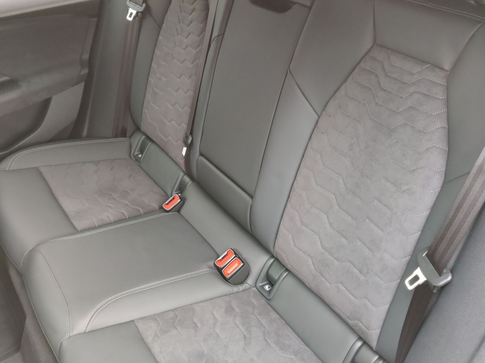 Audi A6 e-tron - Bild 12