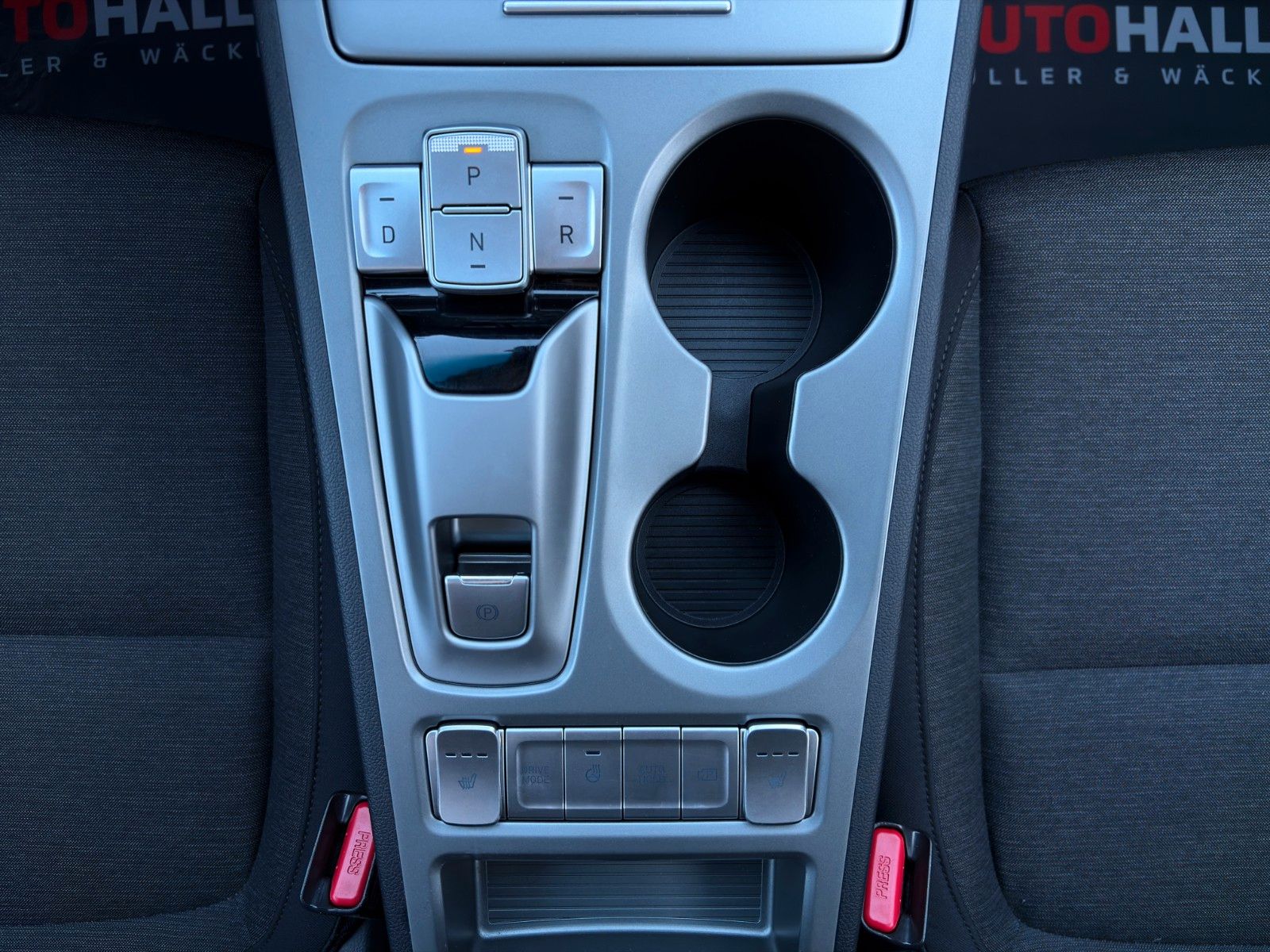 Fahrzeugabbildung Hyundai KONA E Trend SHZ LHZ LKA LFA ACC KRELL CarPlay