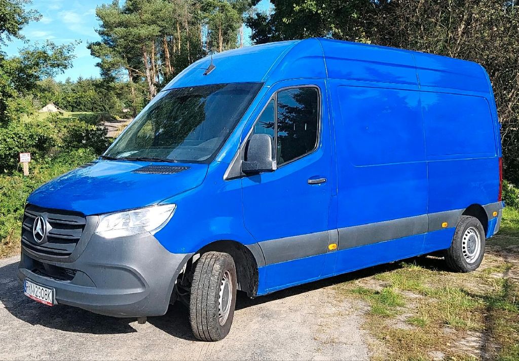 Image of Mercedes-Benz Sprinter