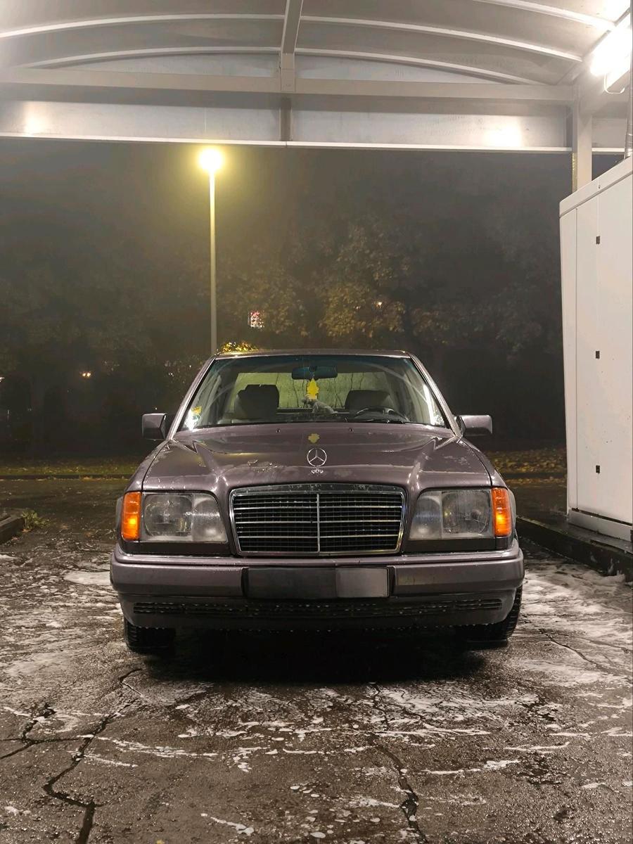 Mercedes-Benz E 280