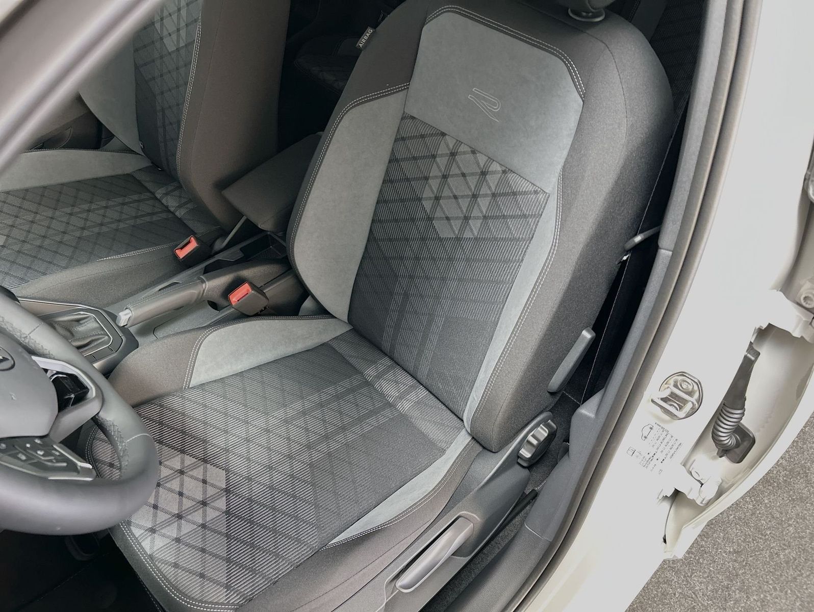 Volkswagen Taigo - Bild 11