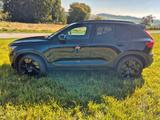 Volvo XC40 B3 Plus Black Edition, AHK + WR - Volvo XC40: Plus Black Edition