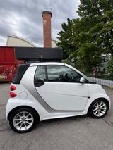Smart Fortwo Cabrio 1.0 mhd Autom | EZ 07/13 | 67 TKM  - Smart Gebrauchtwagen in München