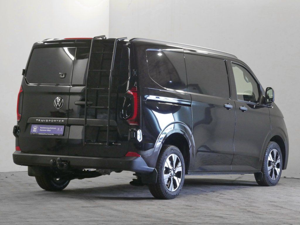 Fahrzeugabbildung Volkswagen T7 Kasten 2.0 TDI 4Motion AHK App-Connect