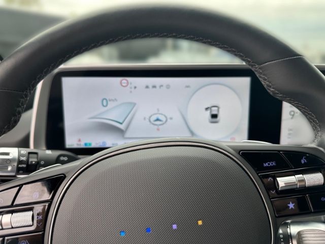 Fahrzeugabbildung Hyundai IONIQ 6 First Edition Elektro 4WD HUD Navi Digit
