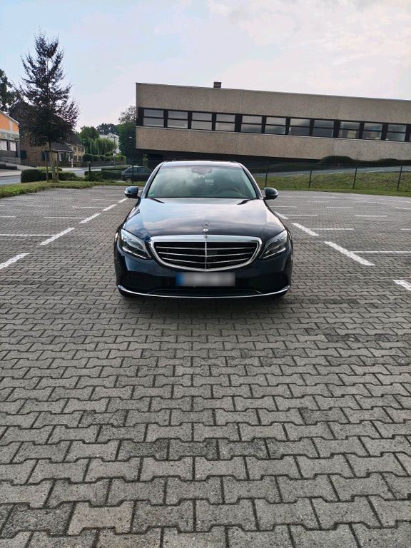 Image of Mercedes-Benz C 300