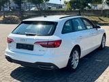 Audi A4 Avant 30 TDI basis Automatik Facelift PDC v+h - Audi A4: Facelift