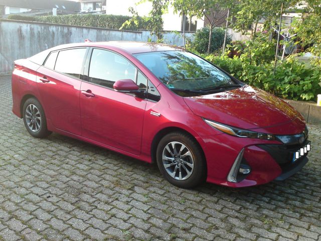 Toyota Prius 1.8-l-VVT-i Plug-in Executive Executive