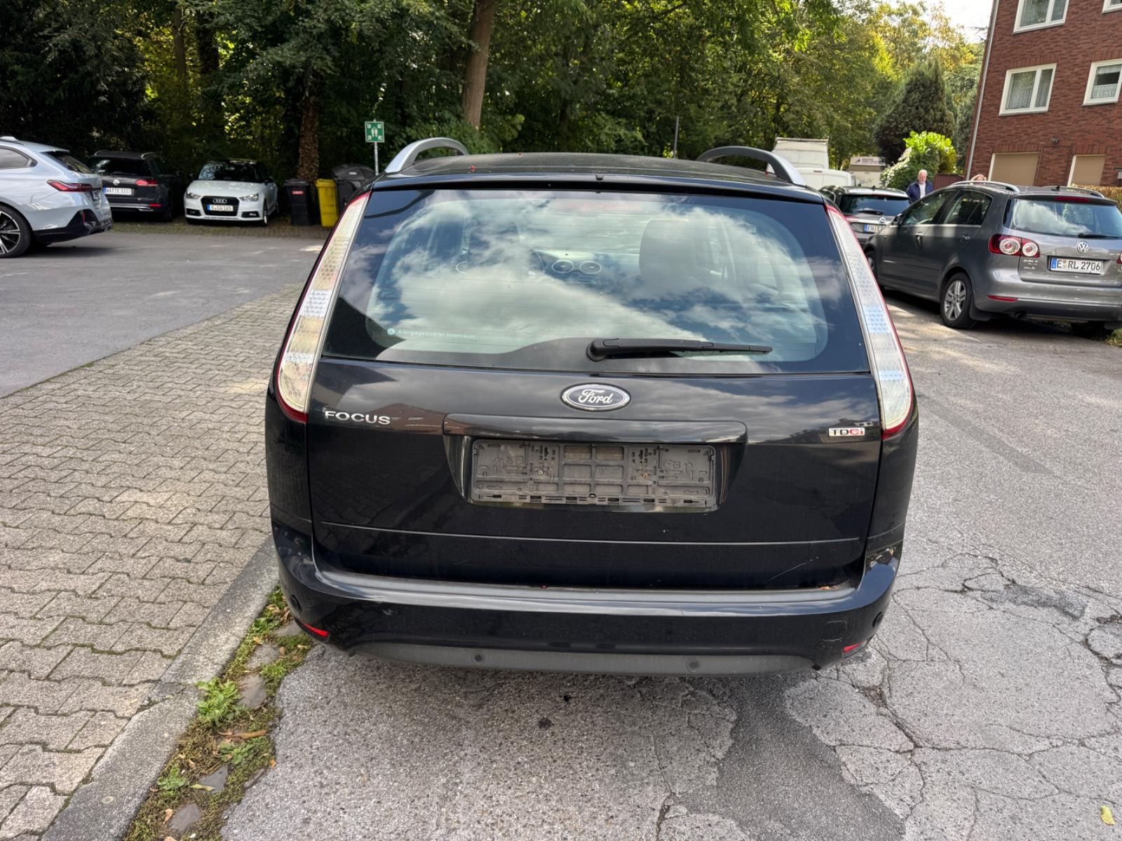 Ford Focus 2010 — engine 1.560 cm³, 109 HP (80kW)