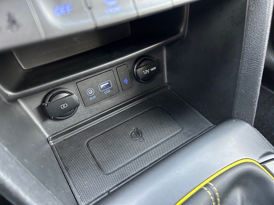 Fahrzeugabbildung Hyundai KONA 1.0T YES!+ AHK SCHIEBEDACH 2JGARANTIE KRELL