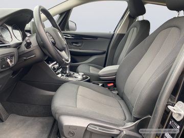 BMW 225 Active Tourer - 12