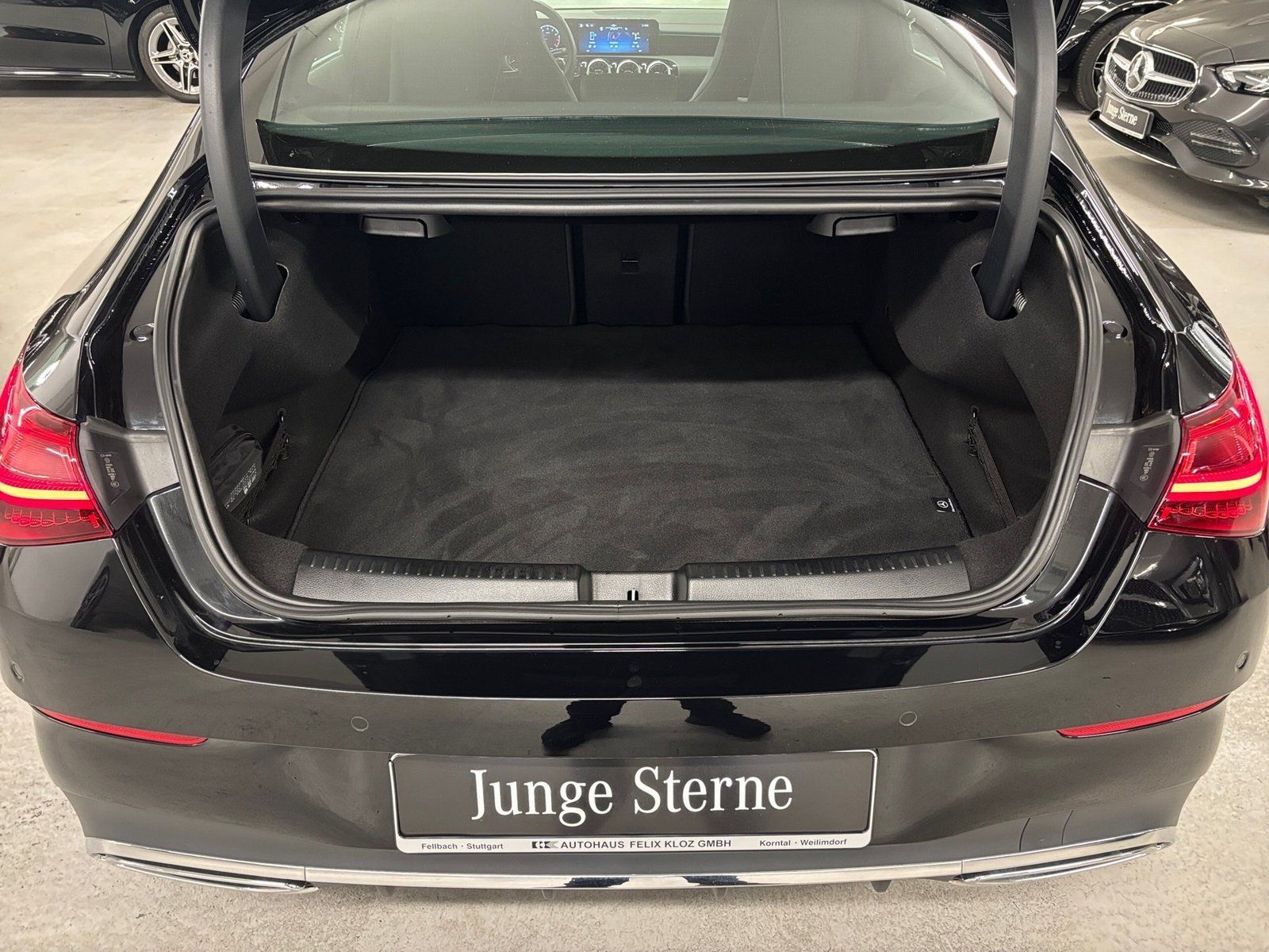 Fahrzeugabbildung Mercedes-Benz CLA 200 AMG*AHK*Distro*MultiBeam*360°*Totwinkel*