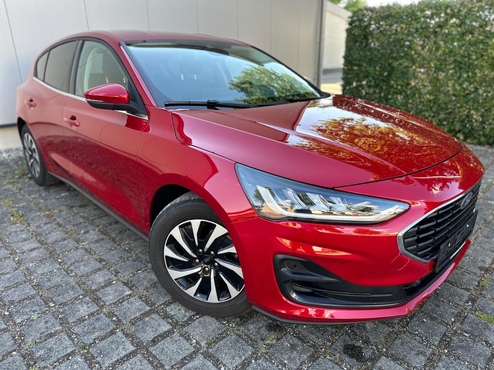 Ford Focus 1,5 EcoBlue Titanium X Auto ACC LED SHZ