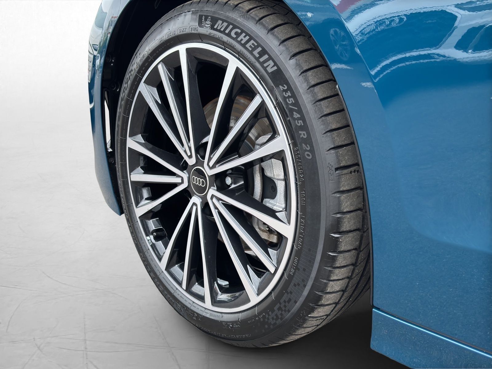 Audi A6 e-tron - Bild 14
