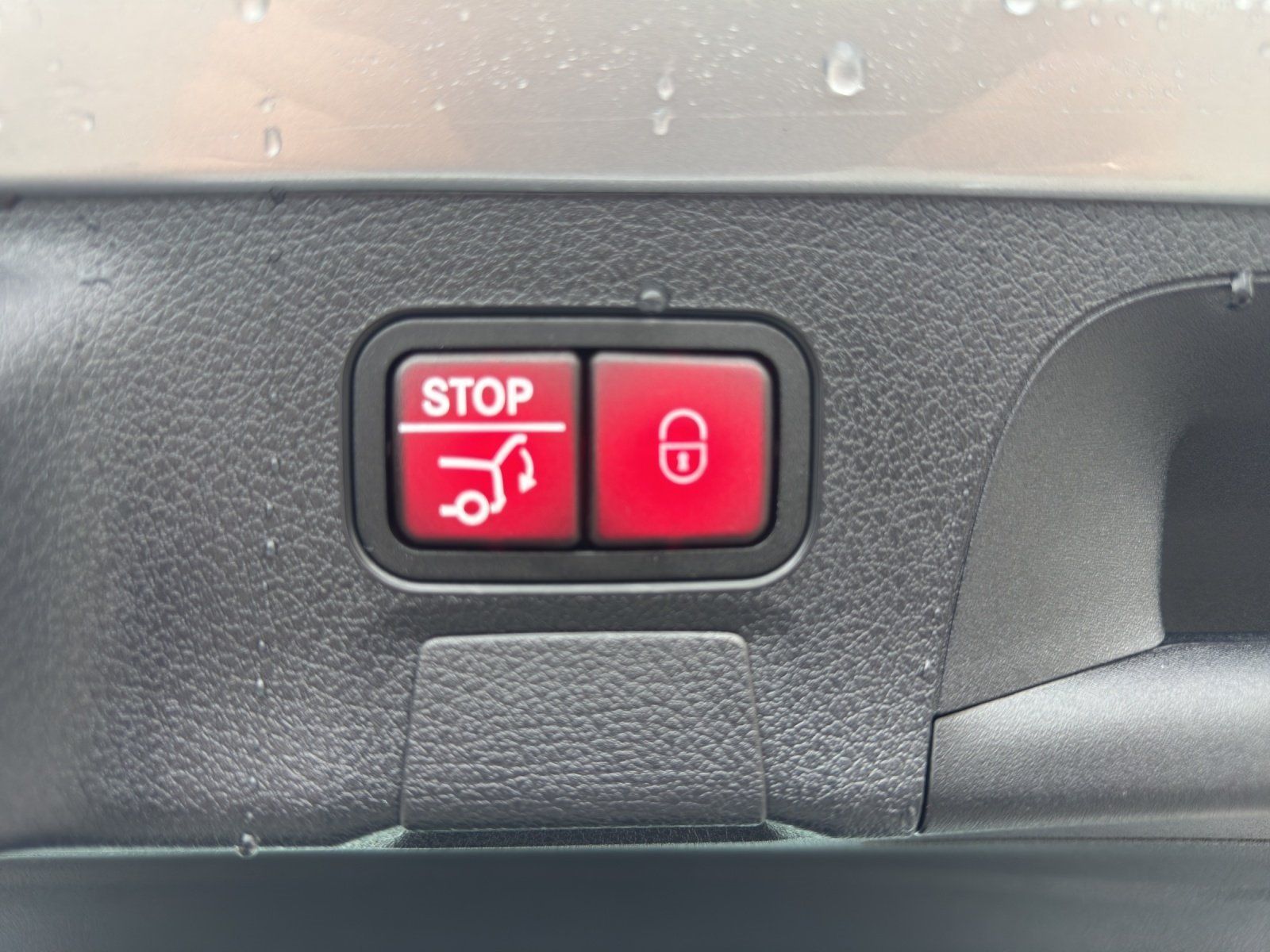 Fahrzeugabbildung Mercedes-Benz CLA200 SB Advanc+ DISTRO Burme AHK KeyGo DWA LED