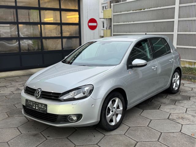 Volkswagen Golf 1.4 TSI Team DSG NAVI LED XENON 1 HAND