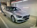 Mercedes-Benz E 200 d Avantgarde 1.HD/KAMERA/V.LEDER/PDC/NAVI - Mercedes-Benz E 200: D