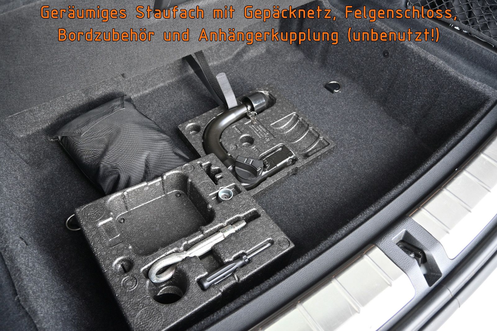 Fahrzeugabbildung BMW X1 xDr. 20d Sport Line °ACC°AHK°HEAD-UP°KAMERA°