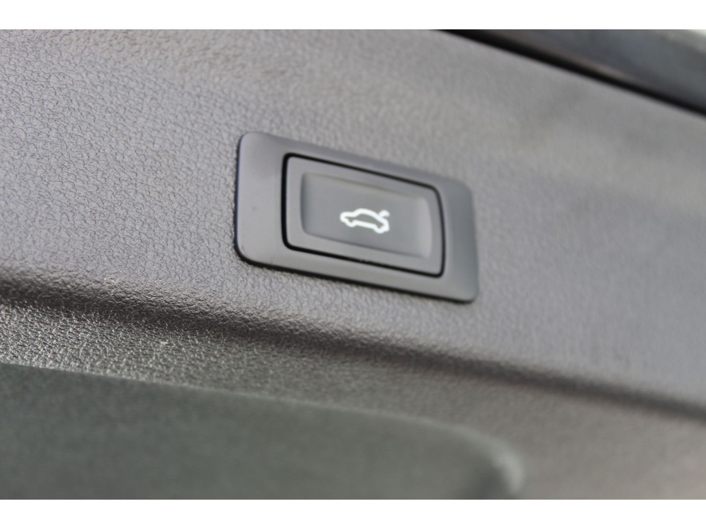 A6 Avant 50TDIqu.Tiptr. S-Line*AHK*Massage*B&O!!
