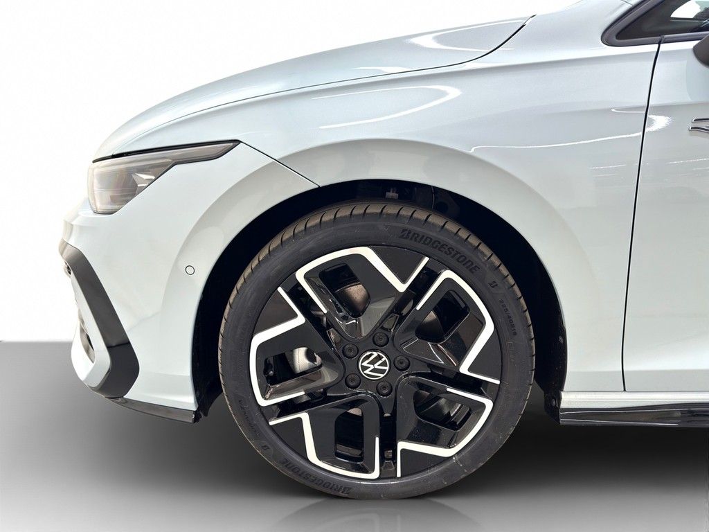 Volkswagen Golf - Bild 18
