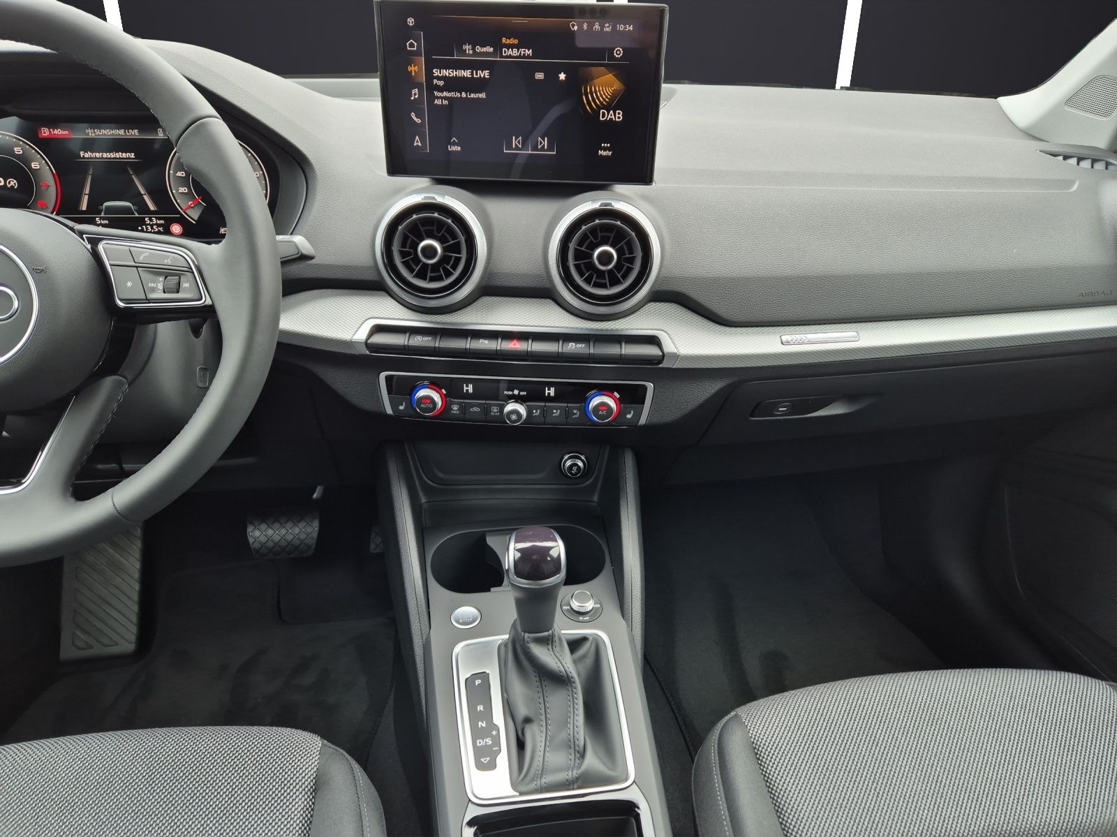 Fahrzeugabbildung Audi Q2 35 TFSI advanced S tronic LED