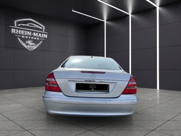 Mercedes E 280 - 5