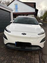 Hyundai KONA Elektro ELEKTRO 100kW - - Hyundai KONA Elektro von privat