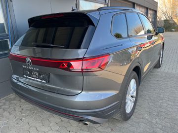 Volkswagen Touareg - 7