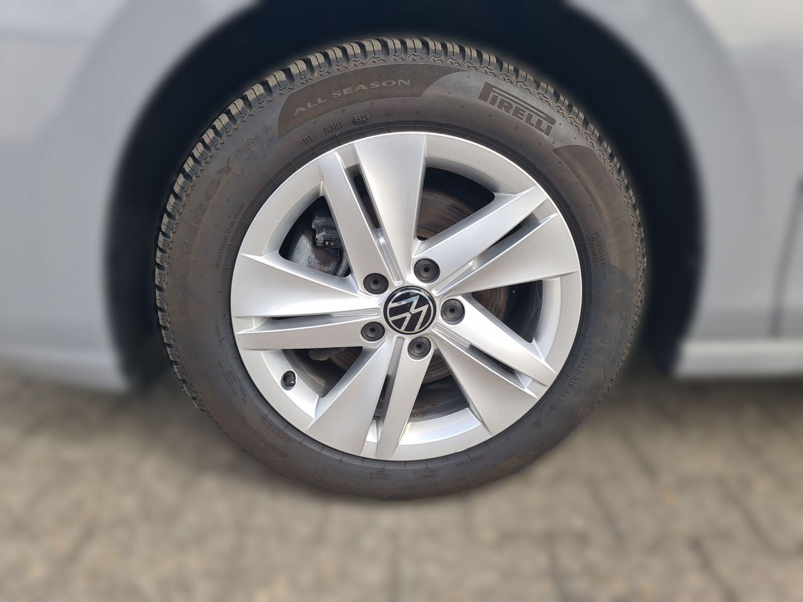 Volkswagen Golf VIII 1.0 TSI Variant AHK Spurhalteassistent