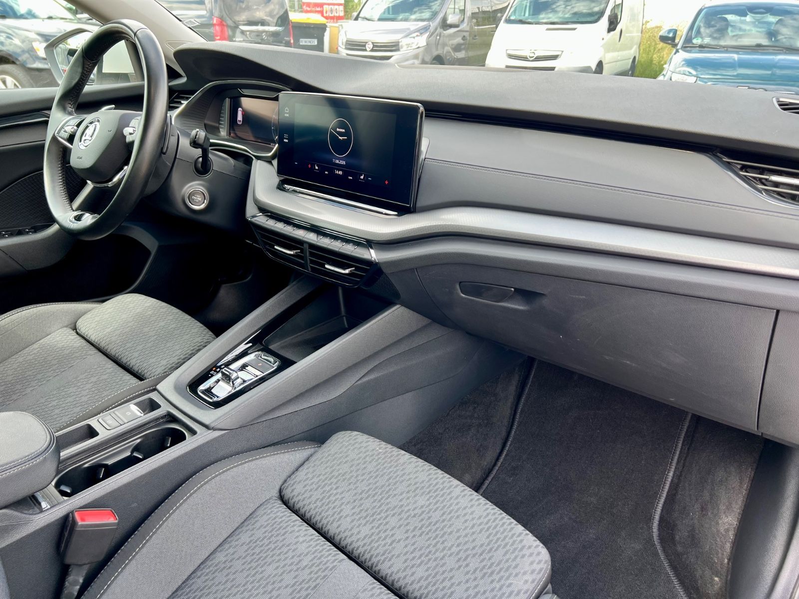 SKODA Octavia Combi Ambition AAC SHZ NAVI CARPLAY