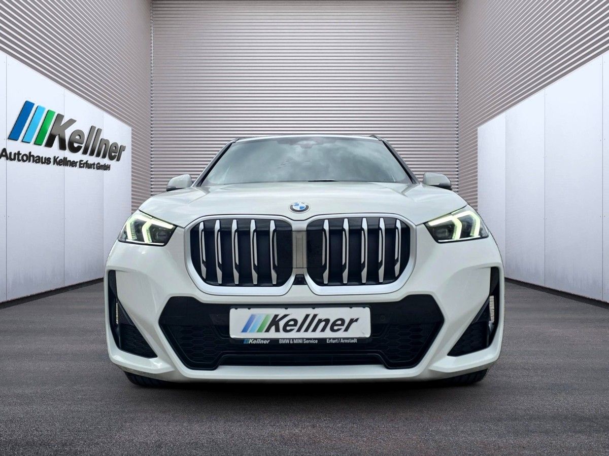 BMW X1 20i M-Sport AHK+PANO+Head-Up+H&K+360Cam+ACC imagem 3