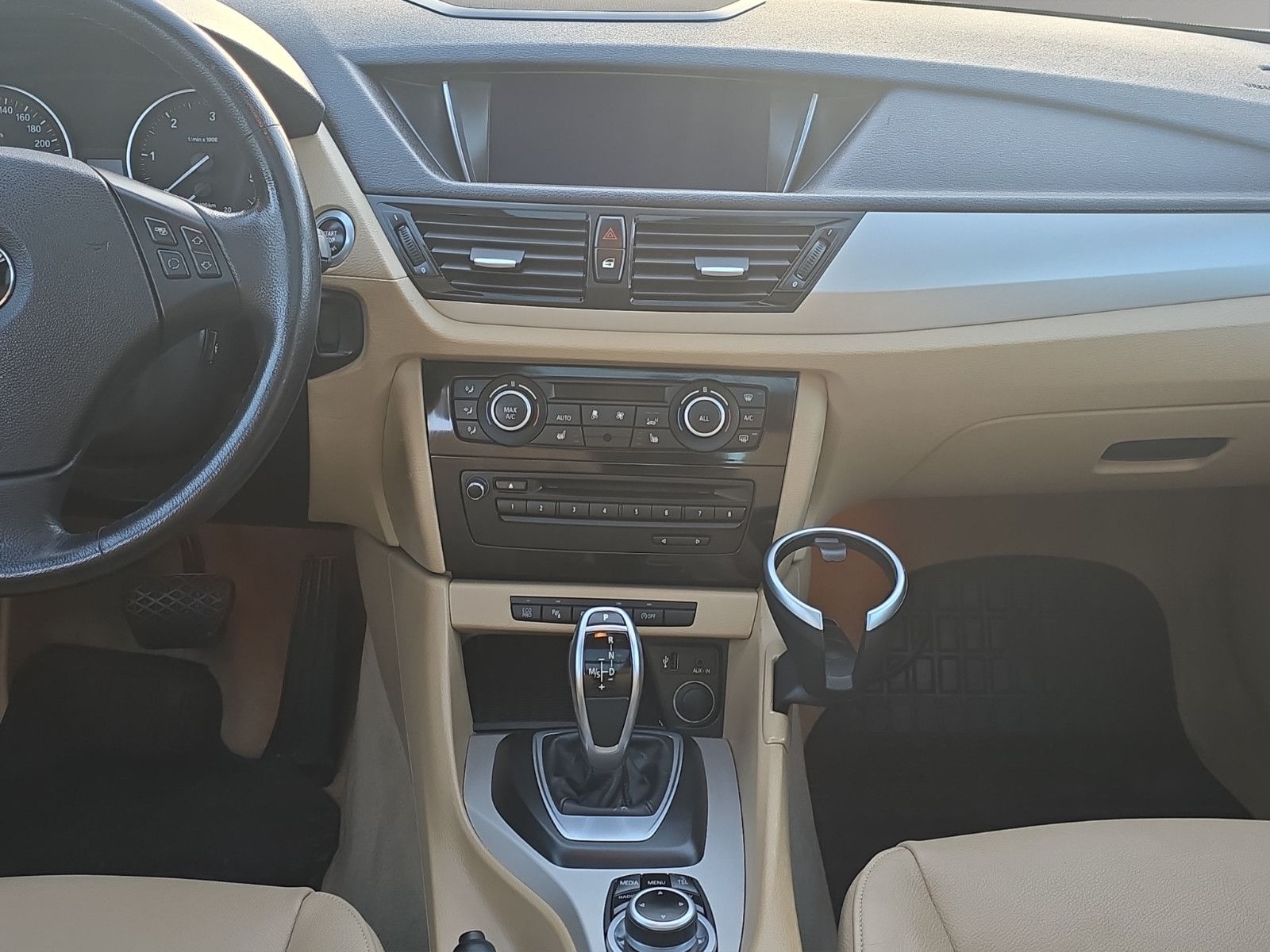 Fahrzeugabbildung BMW X1 25 d xDrive Automatik Leder Klima Navi PDC