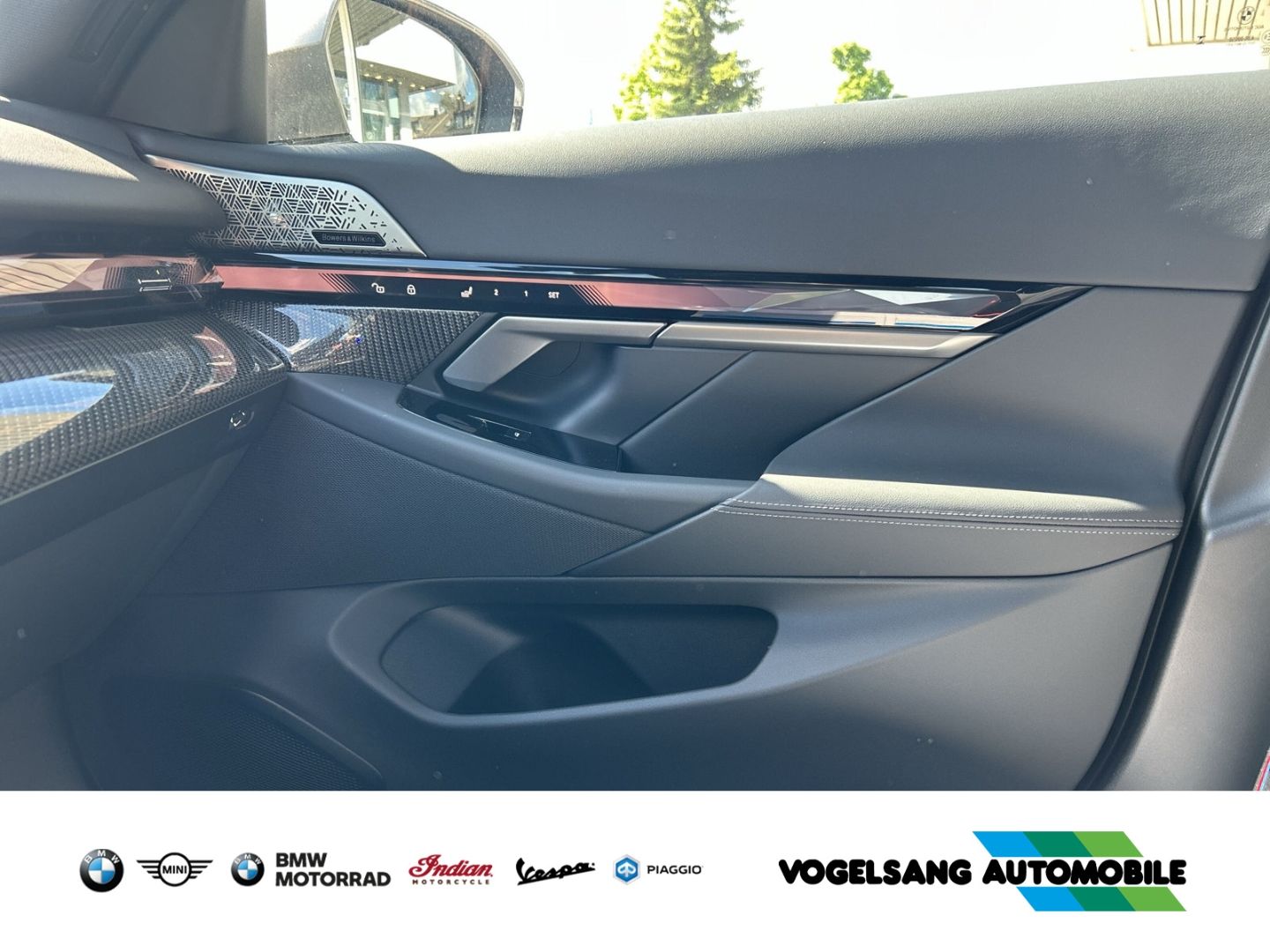 Fahrzeugabbildung BMW 530 e Touring M Sport Pro Park-Assistent Plus 20