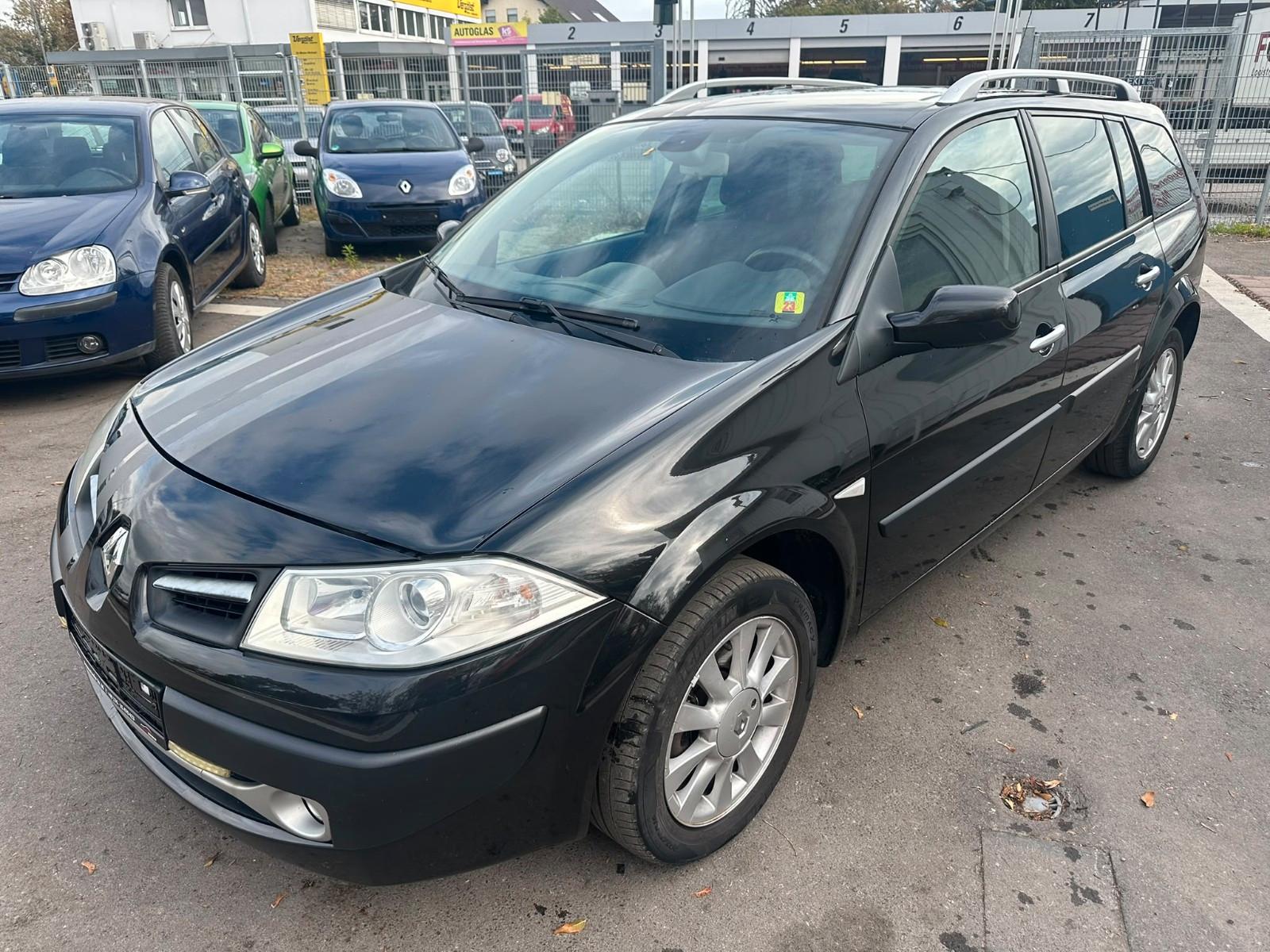 Renault Megane 2007 — салон