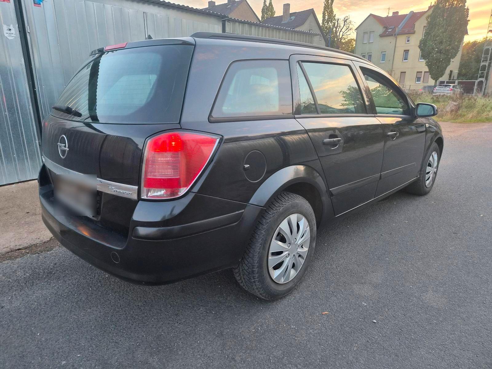 Opel Astra 2005 — photo 6