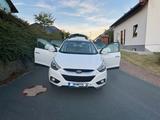 Hyundai ix35 Automatik Premium, Baujahr 2014 - Hyundai ix35 Premium mit Benzin-Antrieb