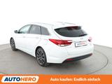 Hyundai i40 2.0 GDI Premium *NAVI*XENON*CAM*SHZ*TEMPO* - Hyundai i40 Premium mit Benzin-Antrieb