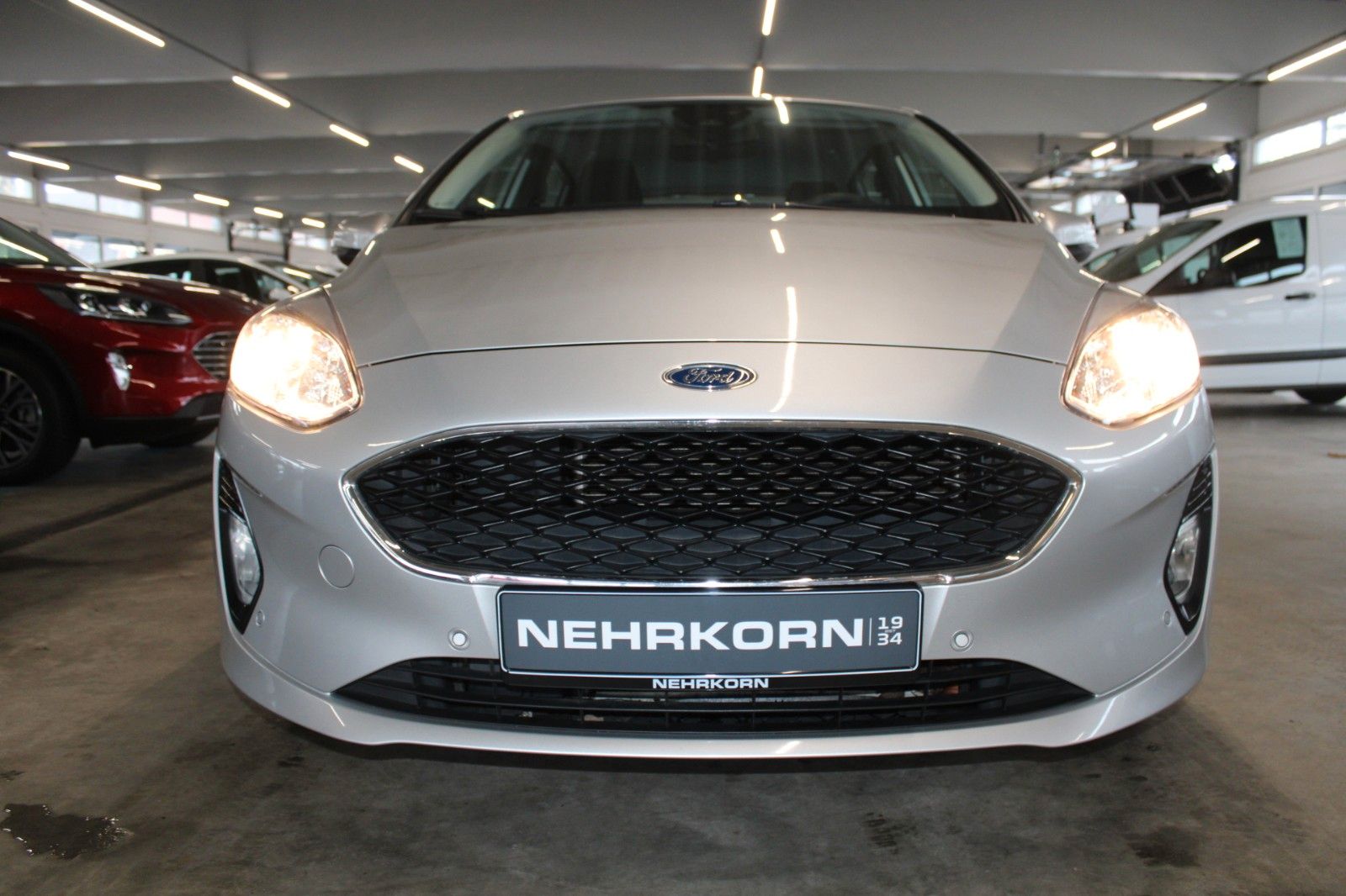 Fahrzeugabbildung Ford Fiesta Cool & Connect 5-T CAM PDC KLIMA WinterP.