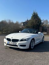 BMW Z4 sDrive23i - M Paket Garagenwagen 6 Zylinder - BMW aus 2011: Cabrio