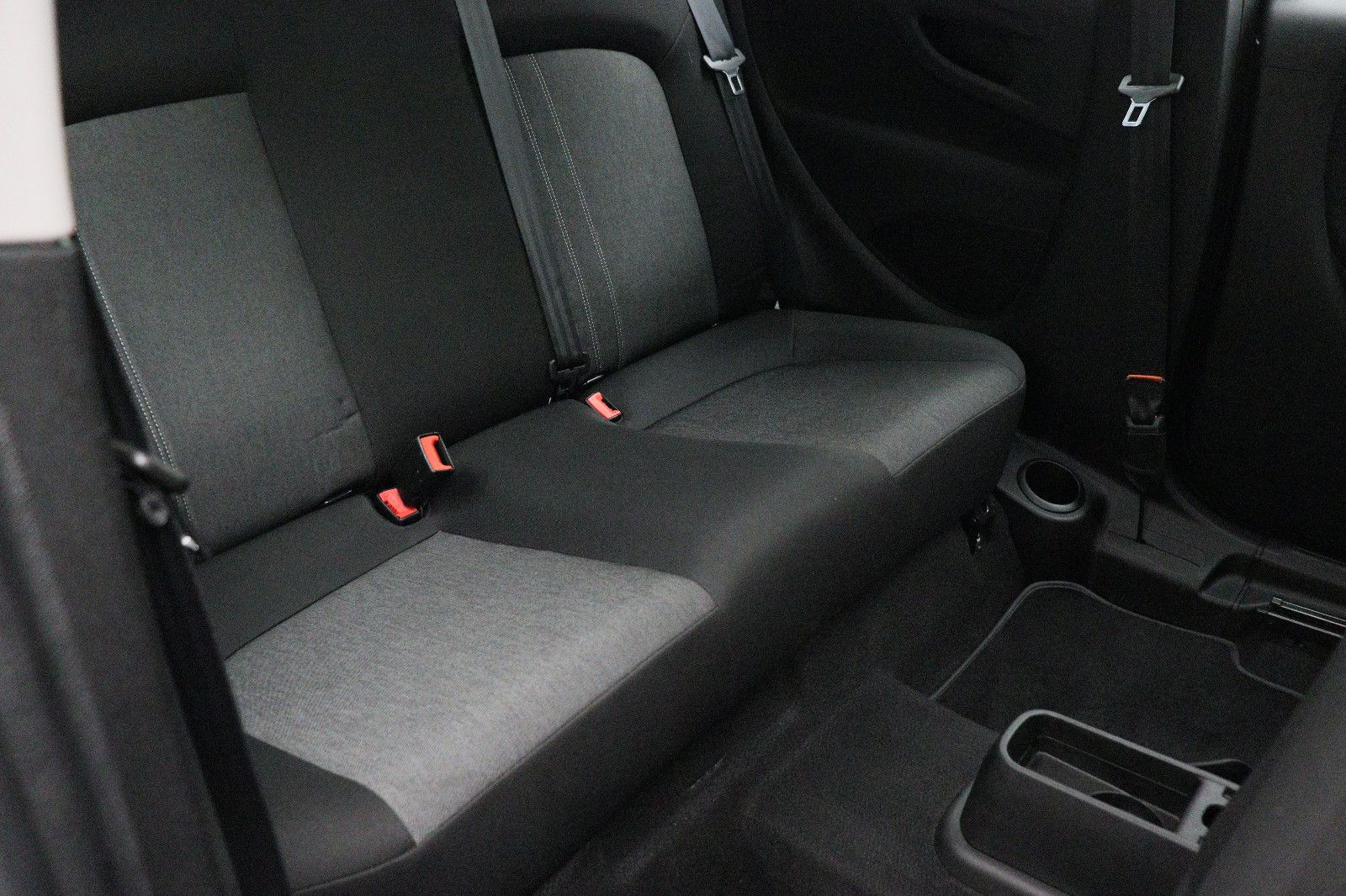 Fahrzeugabbildung Fiat Punto 1.2 Pop