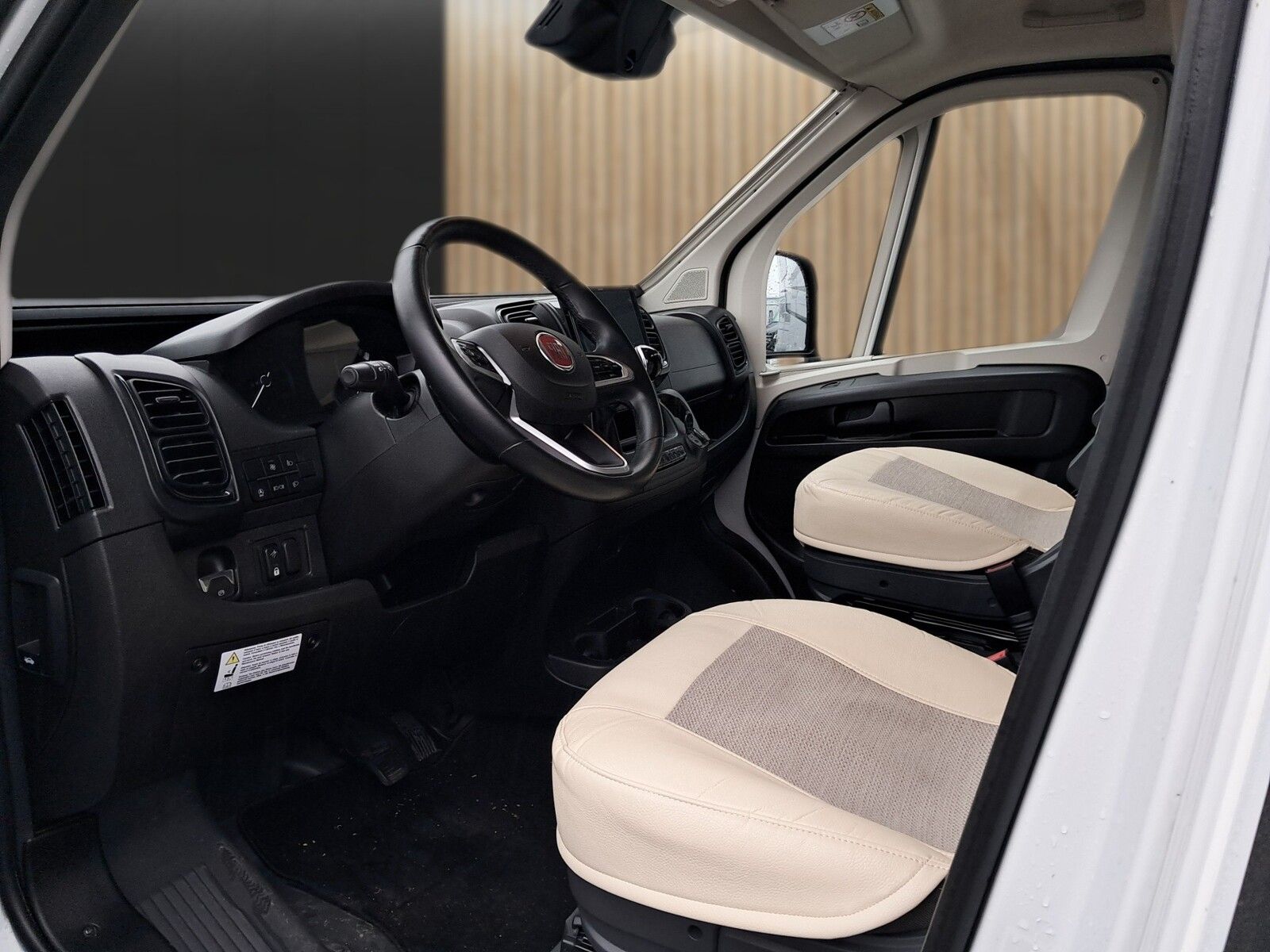 Fahrzeugabbildung Eura Mobil Profila RS PRS 720 EF Markise/SAT/TV/Solar