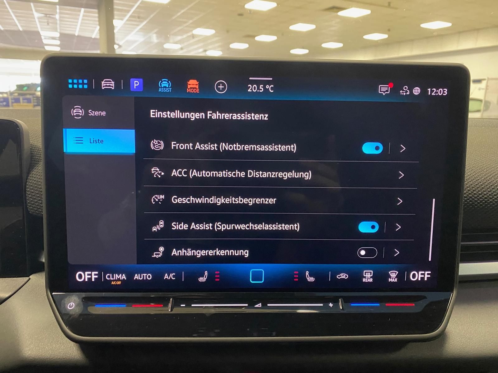 Fahrzeugabbildung Volkswagen T-Roc 1.5 eTSI R-Line NEUES MODELL AHK+ACC+KAMER