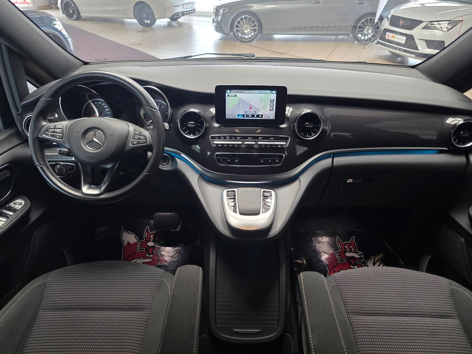 Fahrzeugabbildung Mercedes-Benz V 220d Edition lang /LED/Navi/Cam/Totwink./Ahk