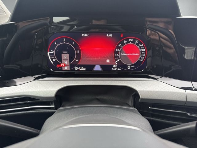 Golf VIII 2.0 TDI DSG LED+NAVI+ACC+EINPARKH+SHZ+