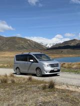 Nissan  2015 Nissan Serena S-Hybrid  Green Self-... - Nissan Serena in Frankfurt (Main)