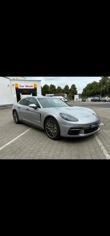 Porsche Panamera 4 E-Hybrid -