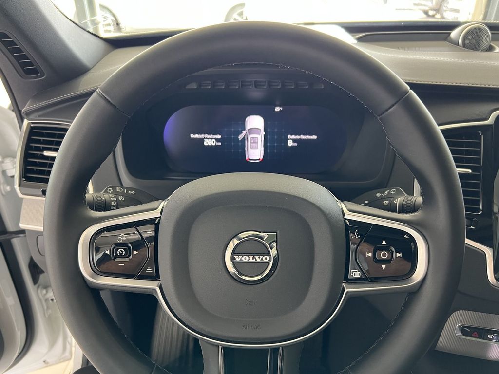 Volvo XC90 T8 Plus Bright Recharge AWD FourC AHK B&W